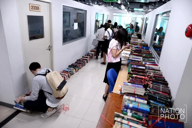 ม.หอการค้าไทย จัดมหกรรมหนังสือมือสอง เล่มละ 5 บาท เอาใจผู้รักการอ่าน