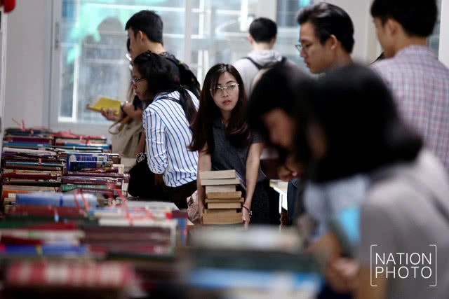 ม.หอการค้าไทย จัดมหกรรมหนังสือมือสอง เล่มละ 5 บาท เอาใจผู้รักการอ่าน