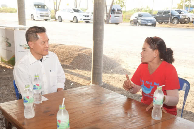 "วีระศักดิ์"ลงพื้นที่"แหลมผักเบี้ย"
ชมกลุ่มชุมชนธนาคารปูม้า
