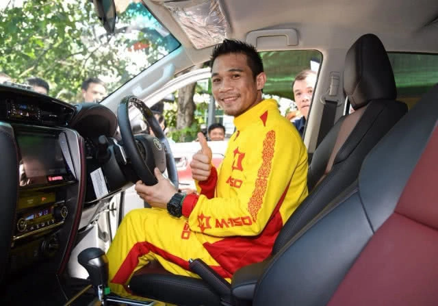 "ศรีสะเกษ" เผยสุดปลื้มหลังได้รถในฝัน