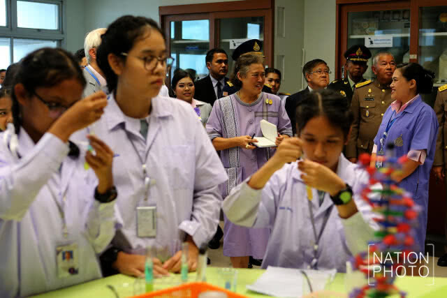 สมเด็จพระเทพฯ เสด็จฯ โรงเรียน มอ.วิทยานุสรณ์