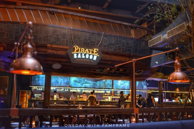 "ชวนไปสวมวิญญาณโจรสลัด ที่ "Pirate Arena" 
กับห้องลับ ที่ไม่ลับ ใจกลางทองหล่อ"