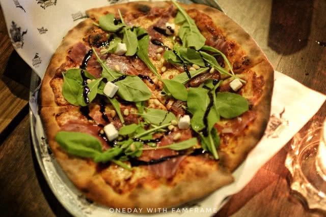 "ชวนไปสวมวิญญาณโจรสลัด ที่ "Pirate Arena" 
กับห้องลับ ที่ไม่ลับ ใจกลางทองหล่อ"