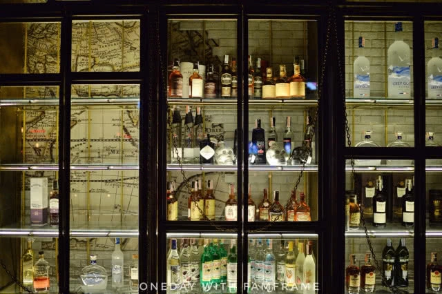 "ชวนไปสวมวิญญาณโจรสลัด ที่ "Pirate Arena" 
กับห้องลับ ที่ไม่ลับ ใจกลางทองหล่อ"