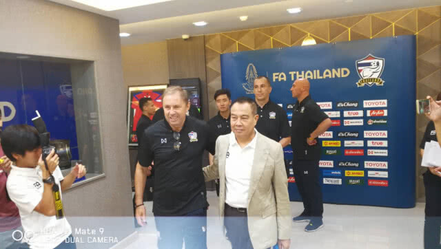 "เนวิน"ชนสมาคมฟุตบอล...โปรเจคทัวร์ยุโรป