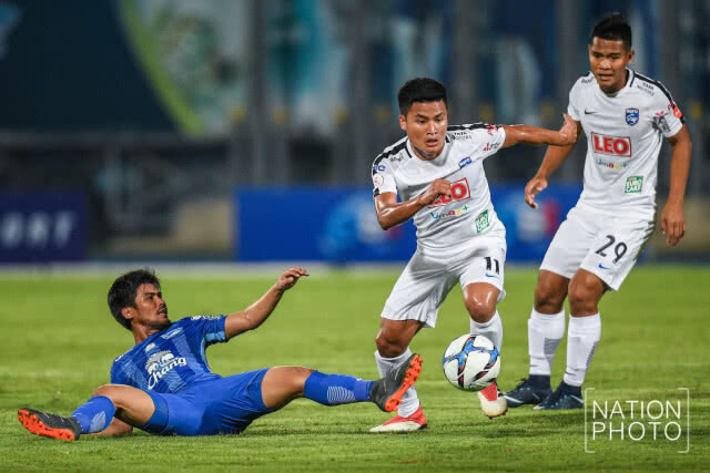 บางกอกกล๊าส เอฟซี ชนะ ชลบุรี เอฟซี 2-0