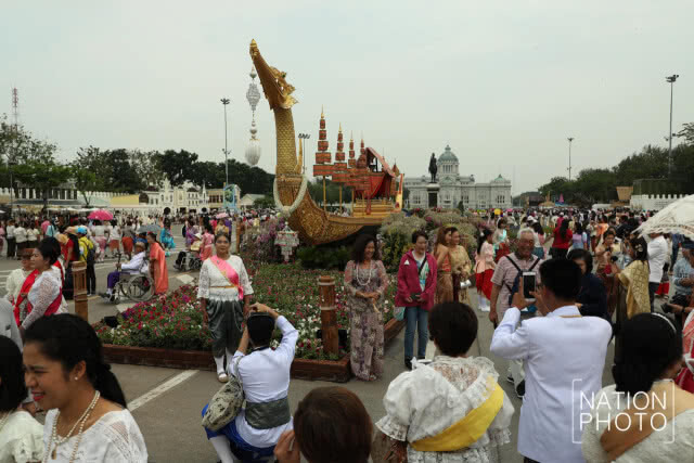 งาน "อุ่นไอรัก คลายความหนาว"