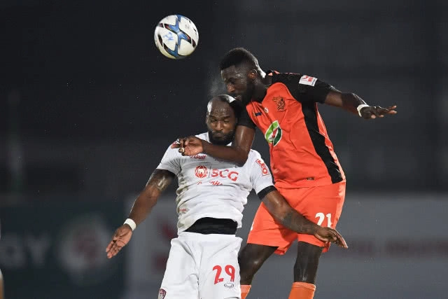 ต่อพิฆาตอย่างดุ! 
"ประจวบ"ไล่อัด"เมืองทอง"
ครึ่งโหล 6-1