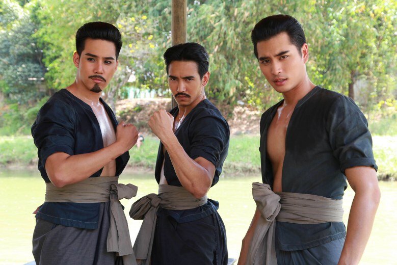 คืนนี้พร้อมหรือยัง "ออเจ้าเบลล่า" นำทีมเชียร์!!
