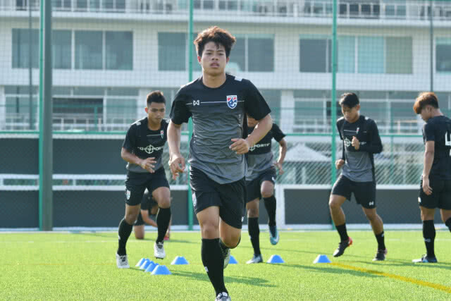 ช้างศึก ยู19 ทบทวนเนื้อหา! อิสสระรับเริ่มเห็นเค้าโครงทีม ยันต้องหาแข้งเสริมต่อเนื่อง