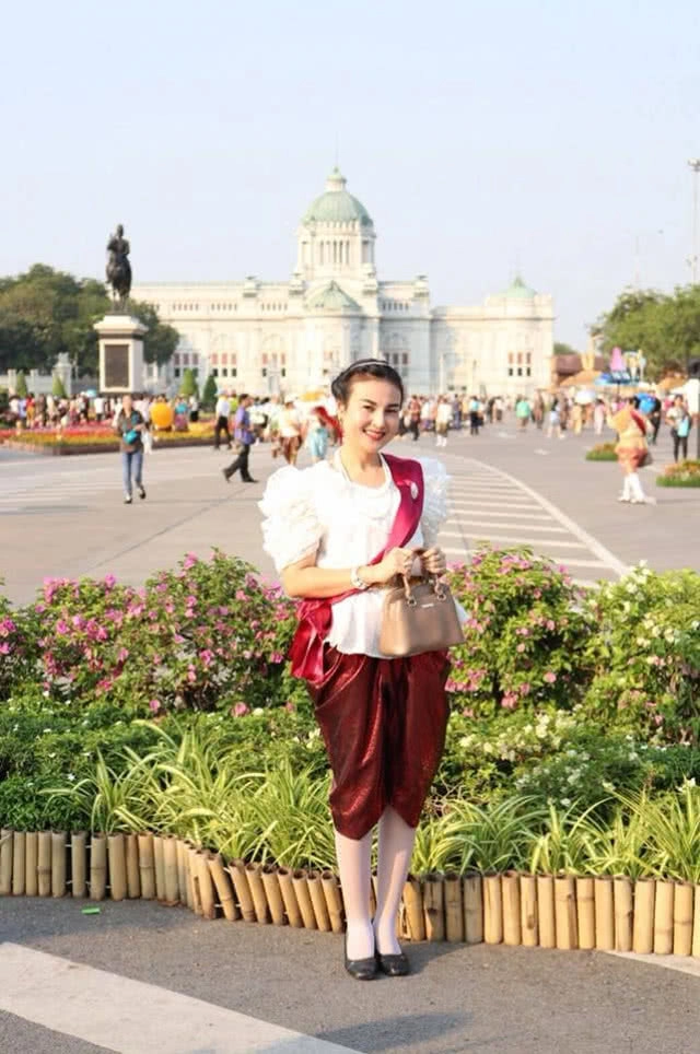 กระแสออเจ้า... บุพเพสันนิวาส ร้านให้เช่าชุดไทยเฮ คนแห่เช่าแน่น ชุดไทยสไบและชุดไทยร.5 เป็นที่นิยม