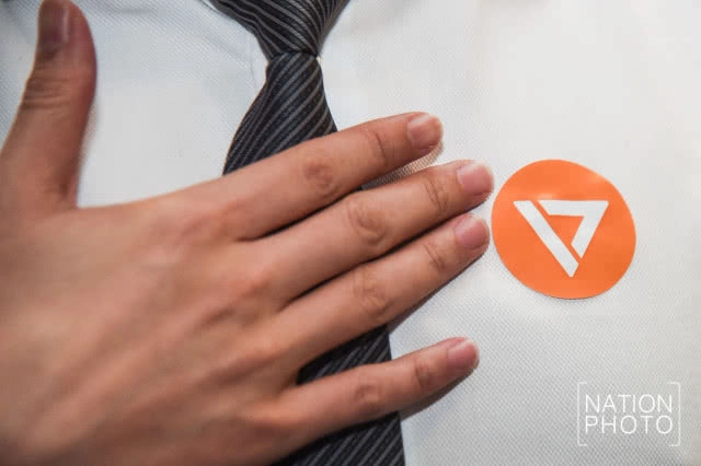 จดแล้ว! "ธนาธร" ยื่นจัดตั้งพรรคอนาคตใหม่ ที่ กกต.