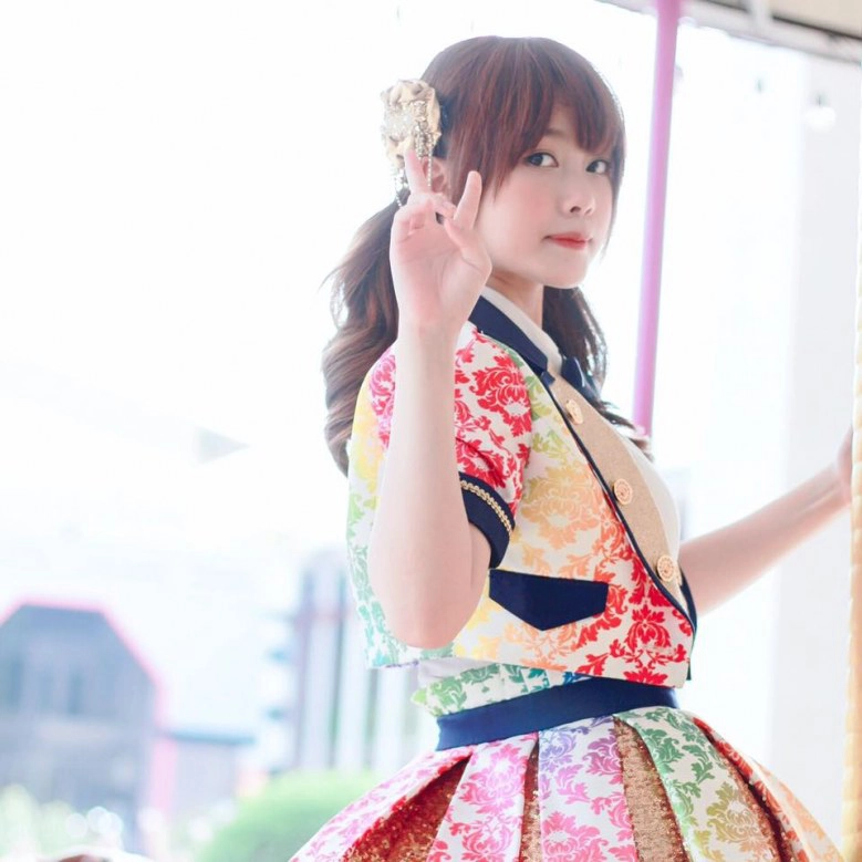 ตะลึง!! ภาพพร้อมลายเซ็น 'มิวสิค BNK48' ซื้อรถได้เลย