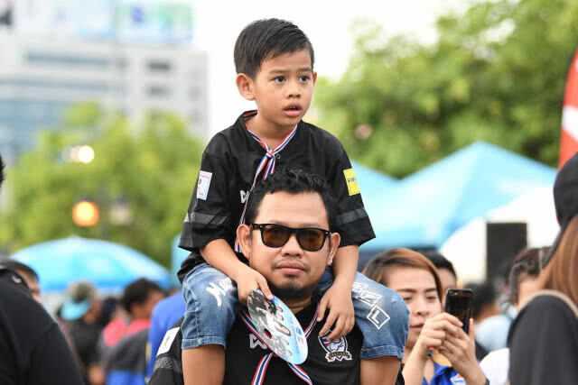 เด็กสูงไม่เกิน 100 ซ.ม. ชมคิงส์คัพ ฟรี!!