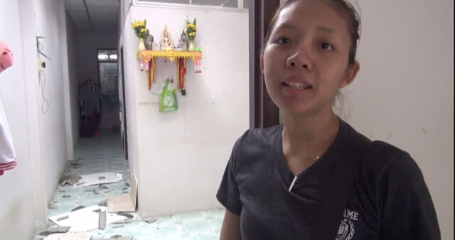 เบตงอ่วม! พายุฤดูร้อน พัดถล่มบ้านพัง 15 หลัง