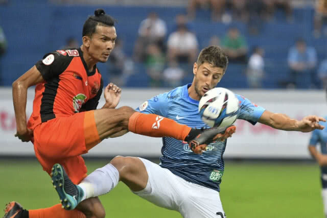 บีจี นำก่อน โดน ประจวบ รัวแซง  3-4