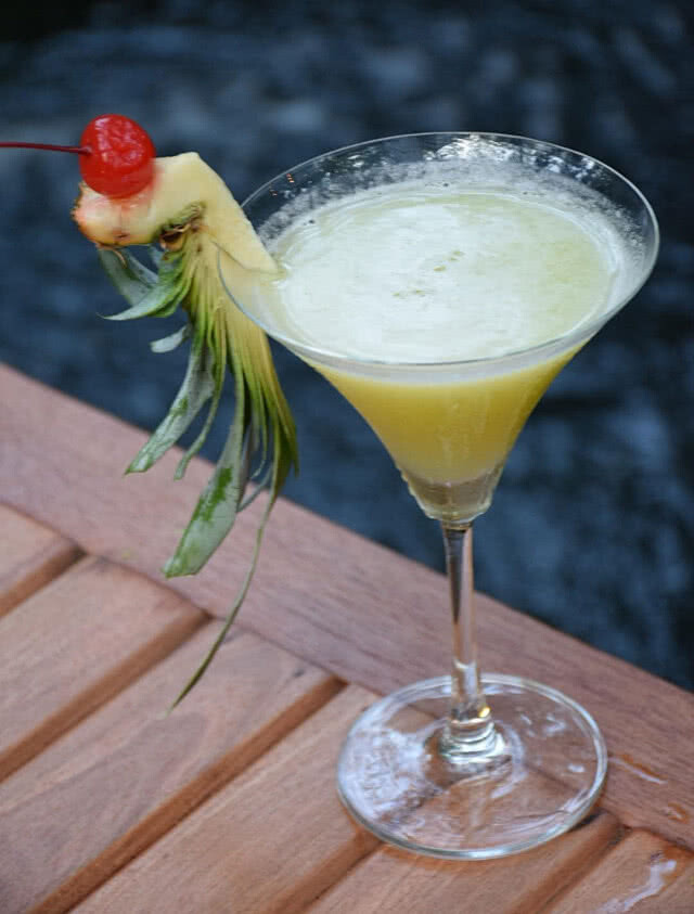 อร่อยปักหมุด : Link Cuisine & Bar แหล่งแฮงค์เอาท์รูปแบบใหม่กลางซอยเย็นอากาศย่านสาทร
