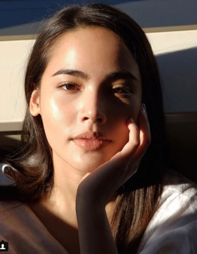 "ณเดชน์" ยังเป็นนัมเบอร์วันของ "ญาญ่า"
แต่จะเดินหน้าต่อมั้ย?