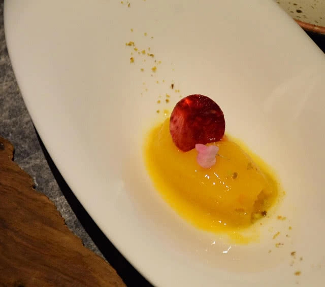 อร่อยปักหมุด : "Wang Hingnoi" เปิดประสบการณ์ทานอาหารแบบ Fine Dinning ใต้แสงหิ่งห้อยนับร้อยตัว