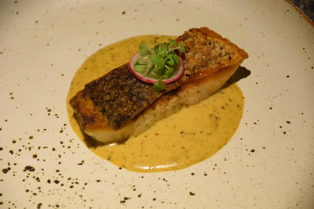 อร่อยปักหมุด : "Wang Hingnoi" เปิดประสบการณ์ทานอาหารแบบ Fine Dinning ใต้แสงหิ่งห้อยนับร้อยตัว