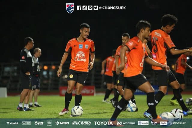 ช้างศึก ฟูลทีมเกมรับมือกาบอง ศึกคิงส์คัพครั้งที่ 46