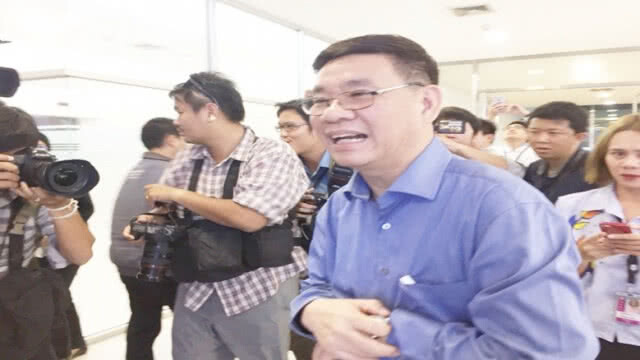 "สมชัย" กลับพีเน็ต พร้อมเป็นที่ปรึกษาทุกพรรค