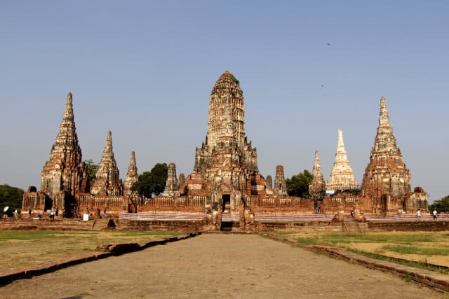 ออเจ้าทั้งหลาย ปฎิบัติตามระเบียบ หลังฐานพระปรางค์"วัดไชยฯ" แตกร่อนหลายจุด