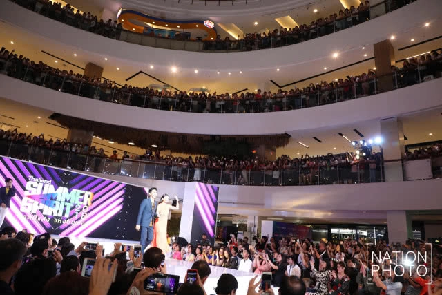 "โป๊ป-เบลล่า"ออกงานคู่ครั้งแรก ภูมิใจมีส่วนทำให้คนไทยหันมารักชาติ