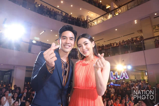 "โป๊ป-เบลล่า"ออกงานคู่ครั้งแรก ภูมิใจมีส่วนทำให้คนไทยหันมารักชาติ