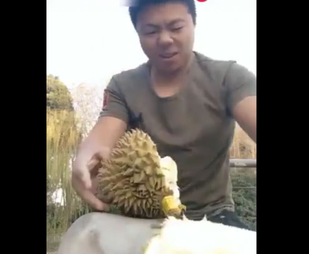 อึ้ง! หนุ่มฟันทุเรียน แตกคามือ