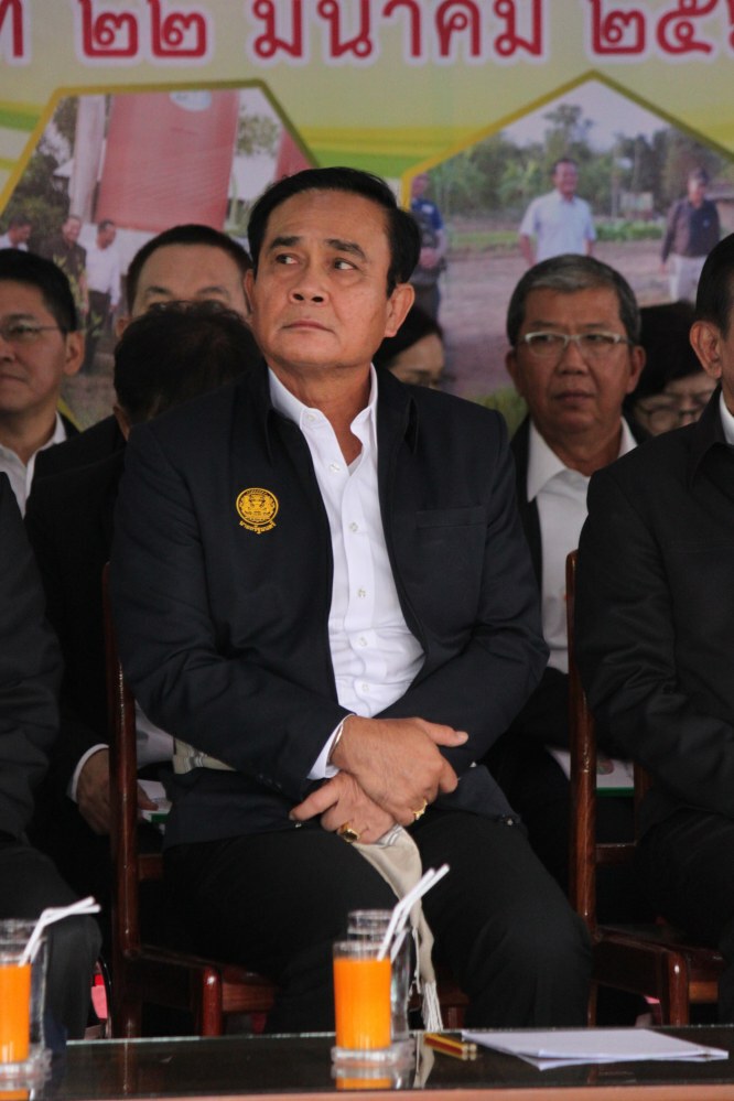 "ลุงตู่"ลั่น!  ไม่ทิ้งคนจน