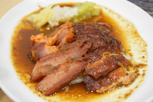 อร่อยปักหมุด : บะหมี่แห้งราชวงศ์ไซด์บิ๊กจัดเสิร์ฟพร้อมเป็ดย่างหมูแดงราคาพิเศษเพียง 370 บาท