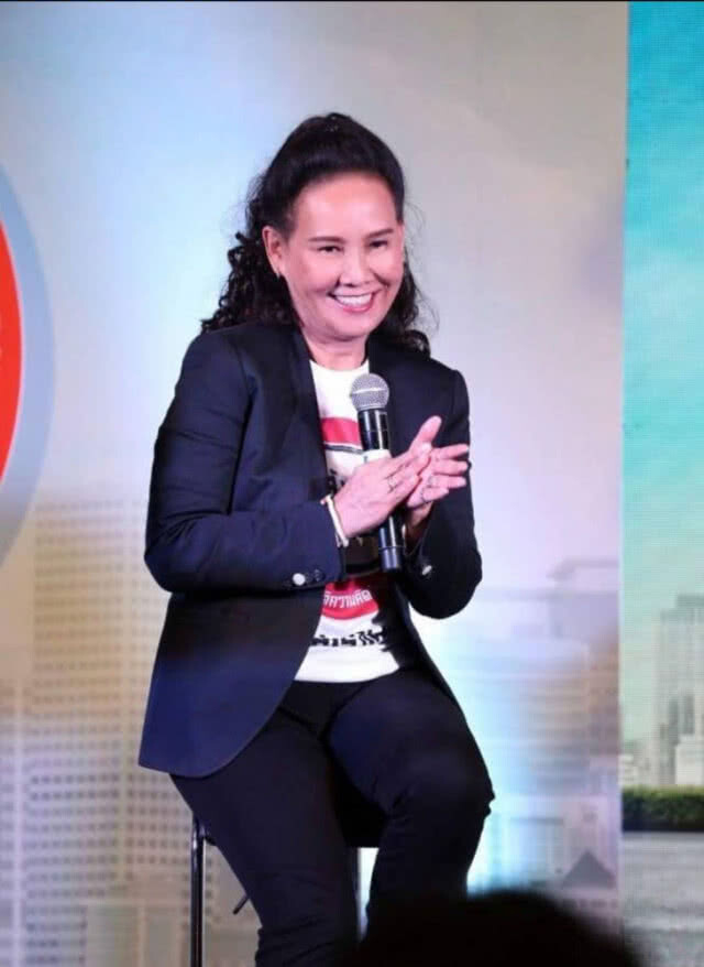 ลือสนั่น!! ปลดฟ้าฝ่า "เจ๊ฉอด" ลงจากเก้าอี้บอส "เอไทม์ - GMM25" 