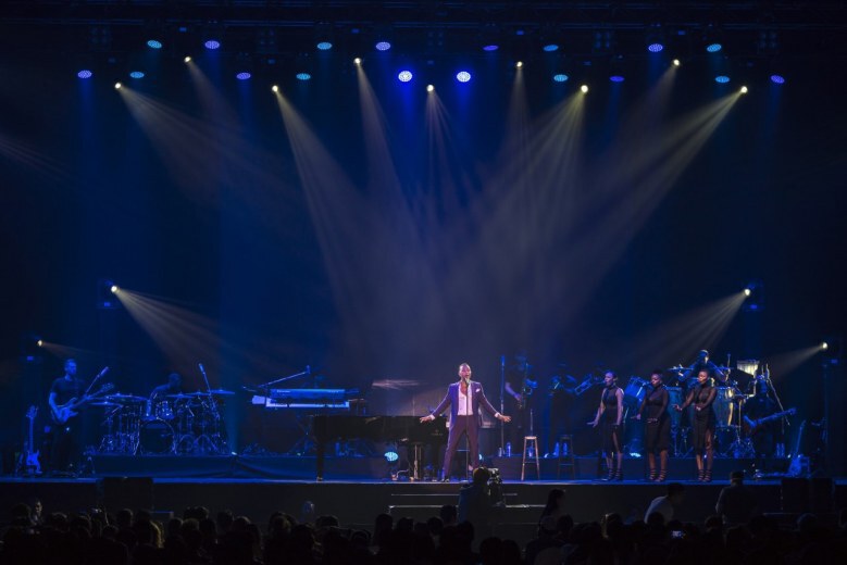 บรรยากาศคอนเสิร์ต 'JOHN LEGEND DARKNESS AND LIGHT'