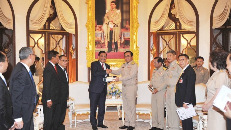 อินโดฯเชิญนายกฯ ประชุม "ASEAN Leaders' Gathering"