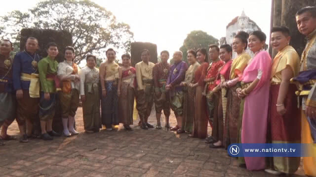 ผู้ว่าฯนำส่วนราชการแต่งชุดไทยชวนเที่ยวงานเสน่ห์วิถีถิ่นสองแคว…แลอดีต
