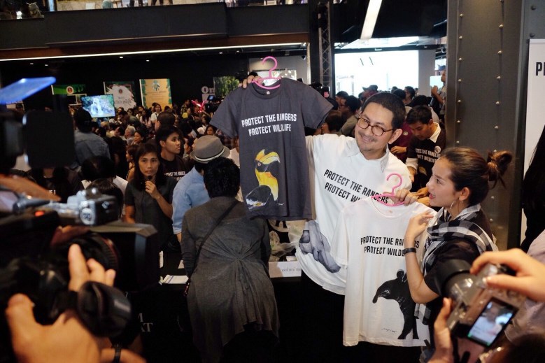 "ท็อป" ทำด้วยใจ นำทีมคนบันเทิงร่วมจัดกิจกรรมดีๆ