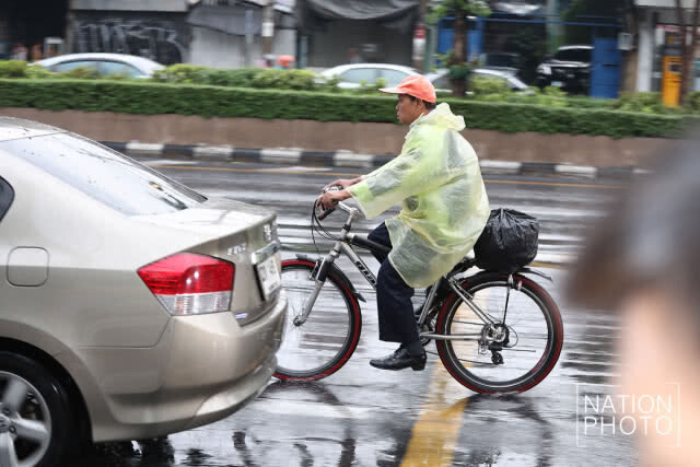 ฝนถล่มกรุง! หลักสี่หนักสุด 91 มม. กทม.น้ำท่วม-รถติดเช้านี้
