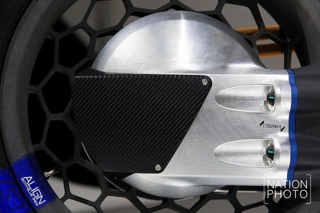 "โมโตรอยด์" (MOTOROiD) มอเตอร์ไซค์ต้นแบบสื่อสารกับมนุษย์ได้