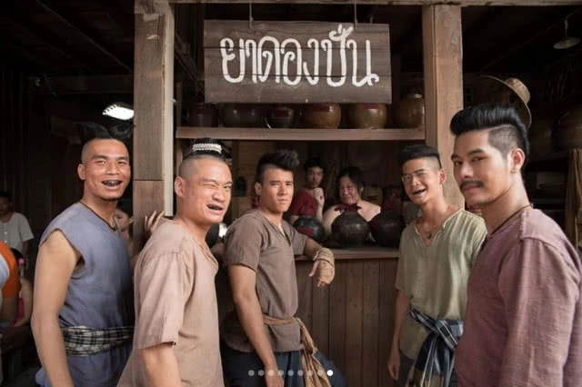 ผ่านไปไวเหมือนโกหก! เหล่านักแสดงร่วมโพสต์ถึงความหลัง ครบ 5 ปี "พี่มาก...พระโขนง"