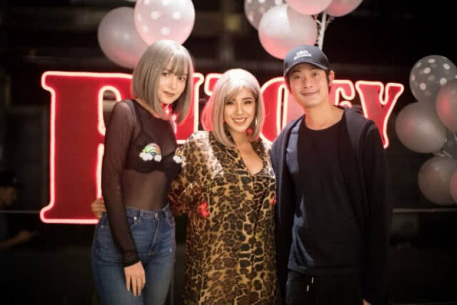 แซ่บเว่อร์! "ใบเตย" ซู่ซ่า-เซ็กซี่ ฉลองอายุครบ 30 ปี