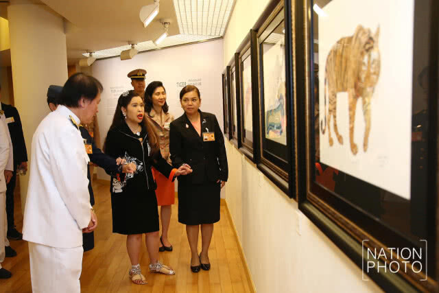 ฟ้าหญิงจุฬาภรณ์ฯ เสด็จเป็นประธานเปิดนิทรรศการศิลปกรรม หลากหลาย หลายชีวิต(ภาพ)