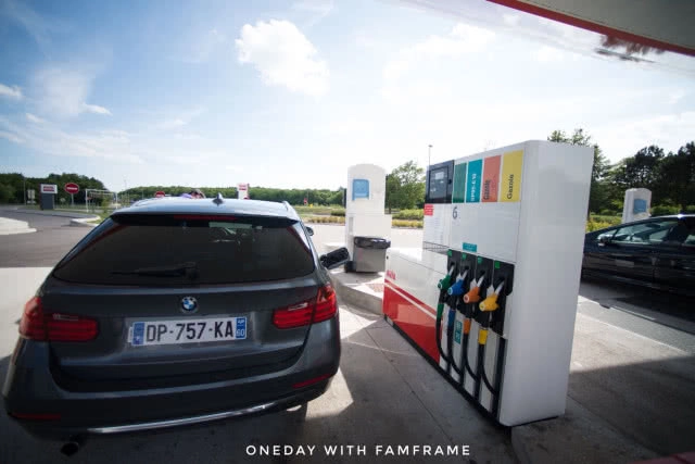 เช่ารถขับ พับแผนที่ เหยียบคันเร่งเร็วรี่ แล้วปรี่ไป "ฝรั่งเศส"