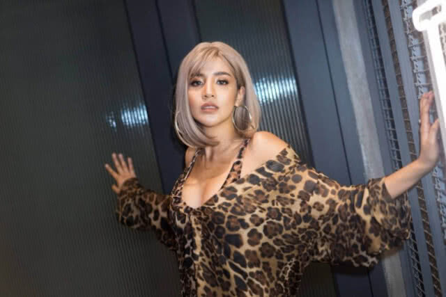 แซ่บเว่อร์! "ใบเตย" ซู่ซ่า-เซ็กซี่ ฉลองอายุครบ 30 ปี