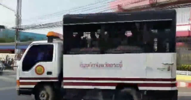 ส่งบังฟัตพร้อมพวก 6 คน ต้องโทษประหาร ไปเรือนจำนครศรีธรรมราช (คลิป)