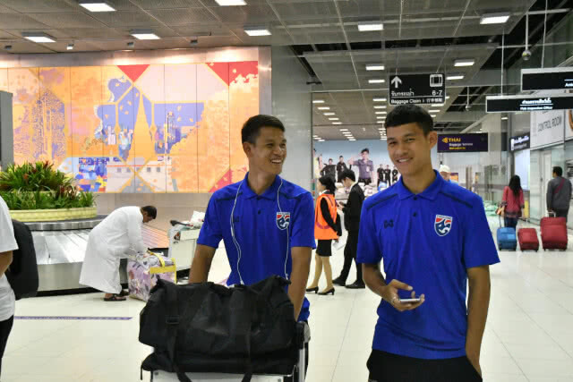 ช้างศึก ยู19 ถึงไทย, "อิสสระ" เตรียมส่งรายงานช่วยเด็กพัฒนาตัวเองเมื่อเล่นให้สโมสร