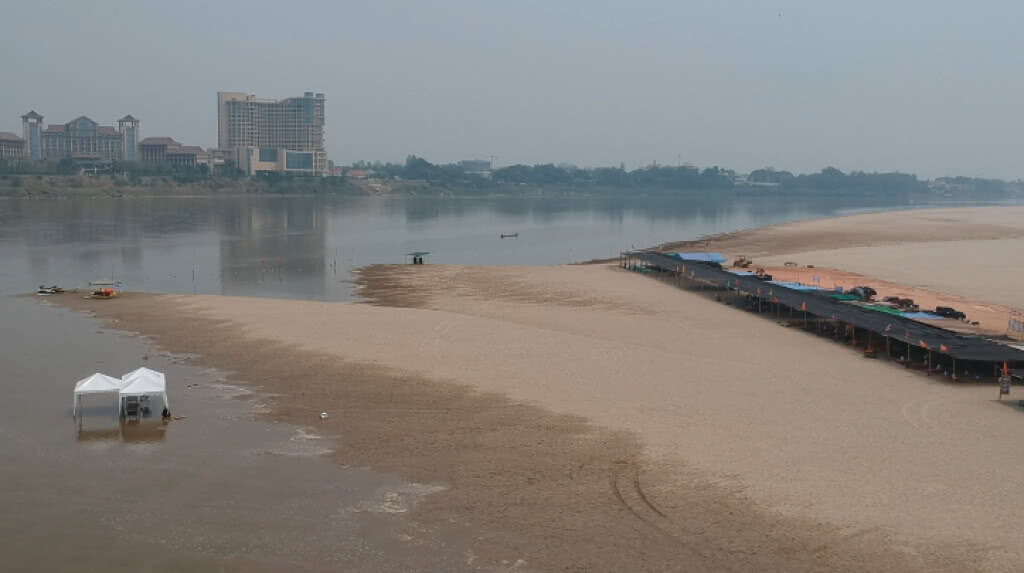 เตรียมเปิดหาดทรายขาวพานพร้าวชมโขงชมเวียงจันทน์ เตรียมเปิดหาดทรายขาวพานพร้าวชมโขงชมเวียงจันทน์