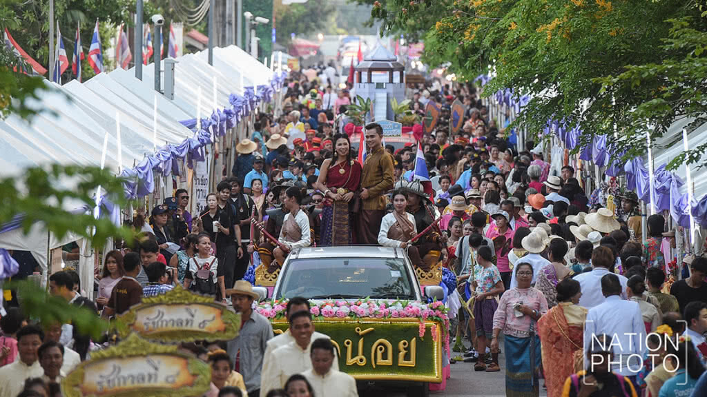 ออเจ้า ณ เมืองนนท์ ร่วมงานวัฒนธรรมสองฝั่งเจ้าพระยาสุดคึกคัก