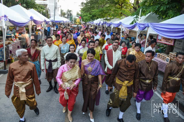 ออเจ้า ณ เมืองนนท์ ร่วมงานวัฒนธรรมสองฝั่งเจ้าพระยาสุดคึกคัก