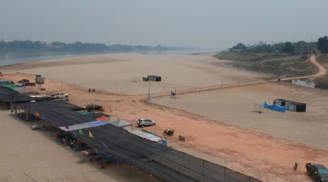 เตรียมเปิดหาดทรายขาวพานพร้าวชมโขงชมเวียงจันทน์